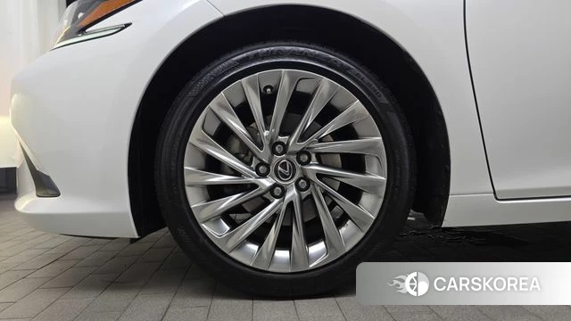 Lexus ES300h 7th generation id 4591462 из Кореи 29