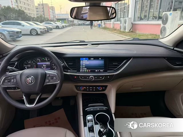 Buick Regal 2022 Белый из Китая, фото 5