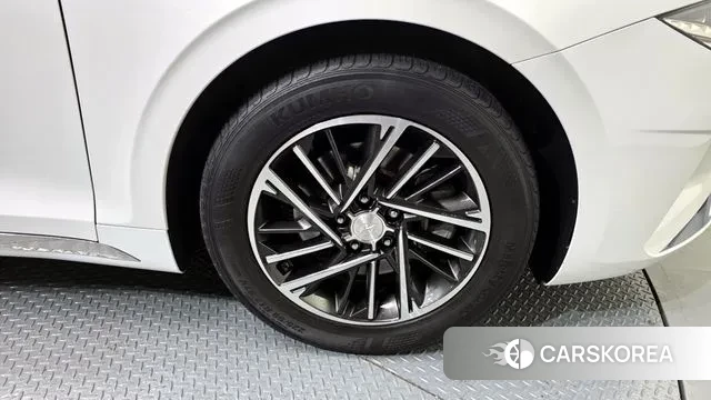 Hyundai The New Grandeur IG id 3488278 из Кореи 15