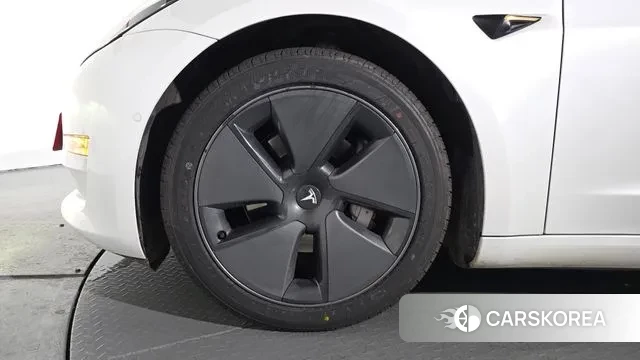 Tesla Model 3 id 3525210 из Кореи 16