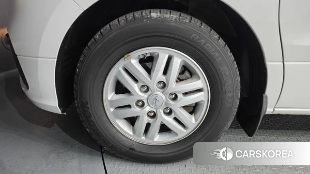 Hyundai The New Grand Starex id 3853741 из Кореи 15