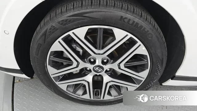 Hyundai Grandeur (GN7) id 3131792 из Кореи 15