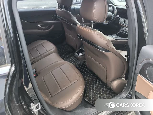 Mercedes-Benz E-class id 4299973 из Китая 13