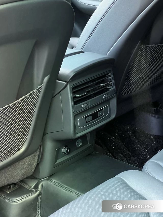 Audi Q7 id 4213595 из Китая 21