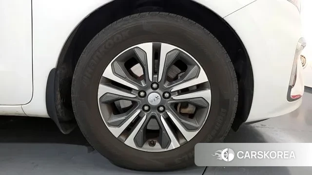 Kia The New Carnival id 3557931 из Кореи 15