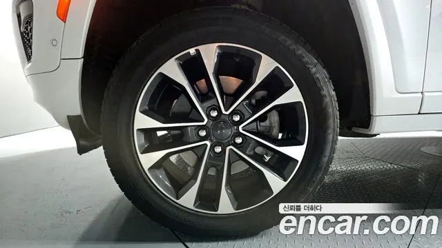 Jeep Grand Cherokee (WL) id 2376076 из Кореи 15