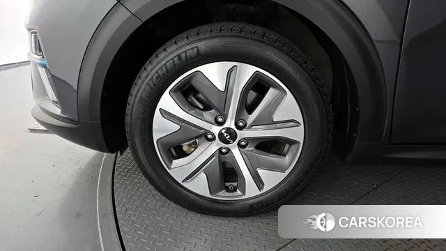 Kia Niro EV id 3263670 из Кореи 15