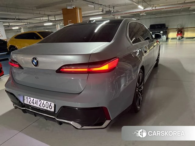 BMW 7 Series (G70) id 3903254 из Кореи 12