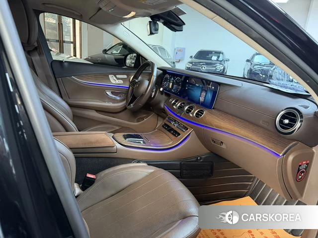 Mercedes-Benz E-class 2021 Черный из Китая, фото 5