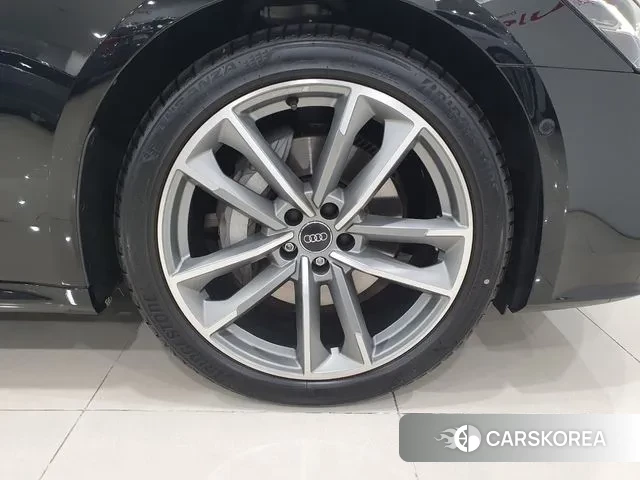 Audi A7 (4K) id 3519468 из Кореи 14