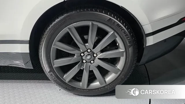Land Rover Range Rover Velar id 3789786 из Кореи 15