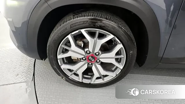 Kia Seltos id 3202913 из Кореи 15