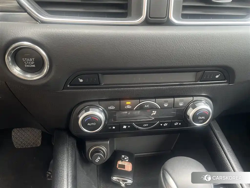 Mazda CX-5 2025 Черный из Китая, фото 5