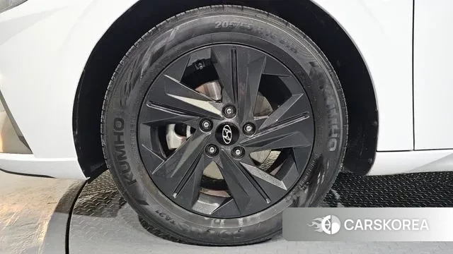 Hyundai Avante (CN7) id 3539553 из Кореи 15