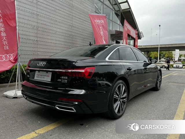 Audi A6L id 3957617 из Китая 15