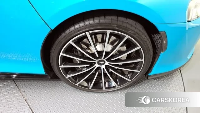 McLaren GT id 3379990 из Кореи 15