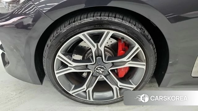 Kia Stinger id 3801834 из Кореи 13