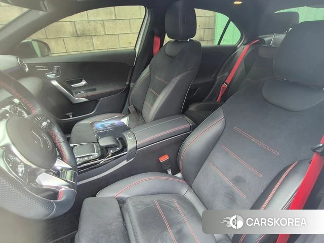 Mercedes-Benz A-Class W177 2022 Белый из Кореи, фото 5
