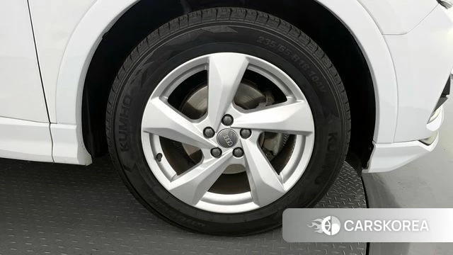 Audi Q3 (F3) id 3879306 из Кореи 15