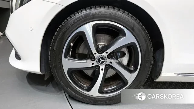 Mercedes-Benz E-Class W213 id 3736644 из Кореи 15