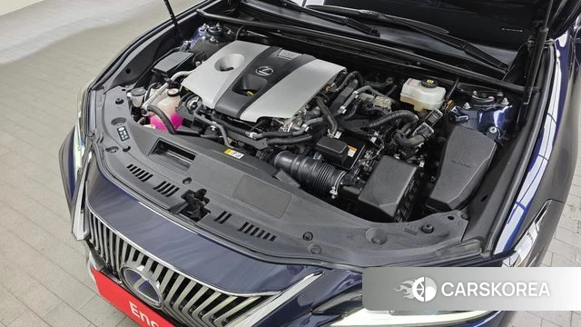 Lexus ES300h 7th generation id 4586488 из Кореи 27