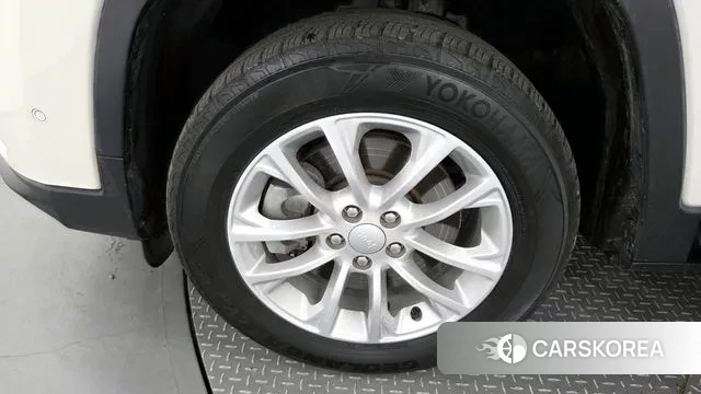 Jeep Cherokee (KL) id 3034027 из Кореи 15