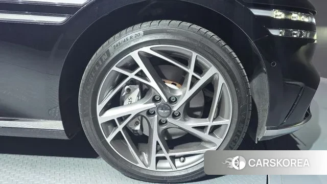 Genesis G90 (RS4) id 3707454 из Кореи 15