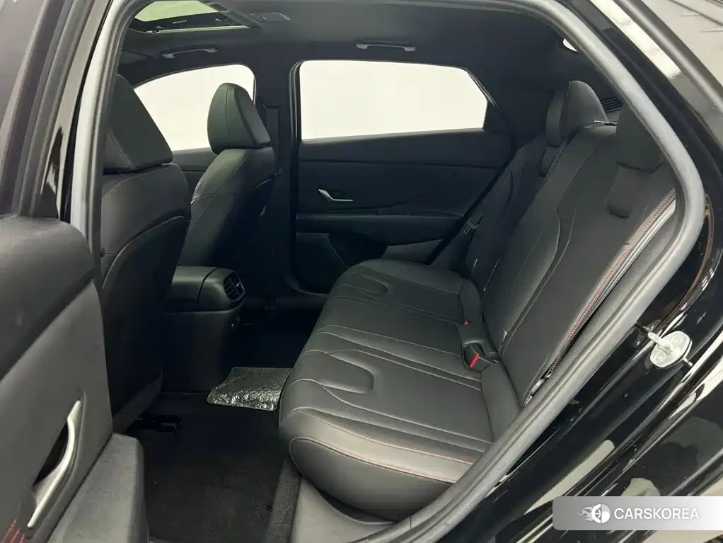 Hyundai Elantra id 4664641 из Китая 17