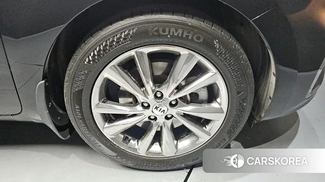 Kia The New Carnival id 2345636 из Кореи 15