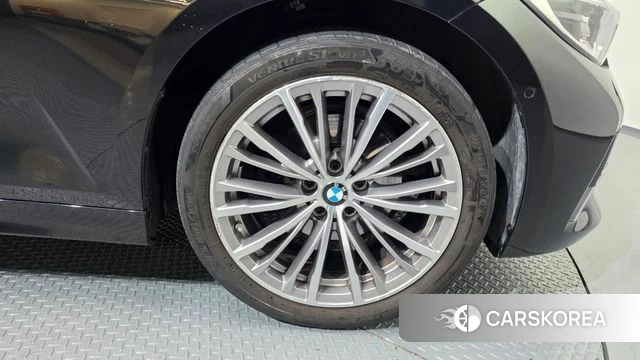 BMW 3 Series (G20) id 3839310 из Кореи 15