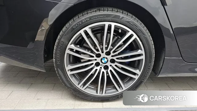 BMW 5 Series (G30) id 3598136 из Кореи 15