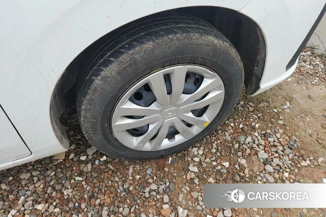 Honda Fit id 4328711 из Китая 12