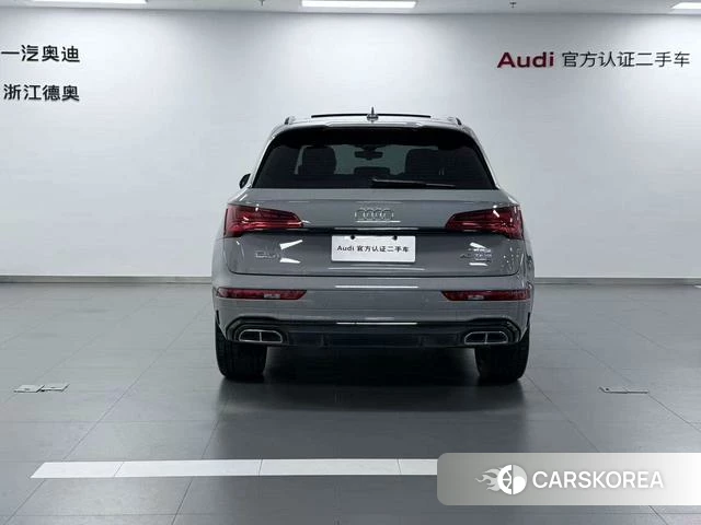 Audi Q5L 2025 Темно-серый из Китая, фото 5