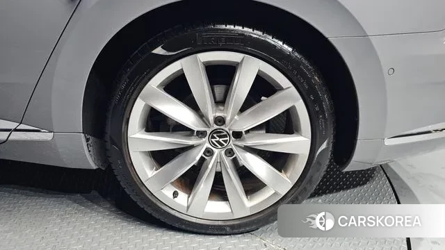 Volkswagen Arteon id 3571754 из Кореи 15