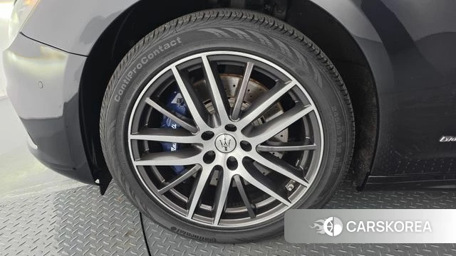 Maserati Ghibli id 4721304 из Кореи 34