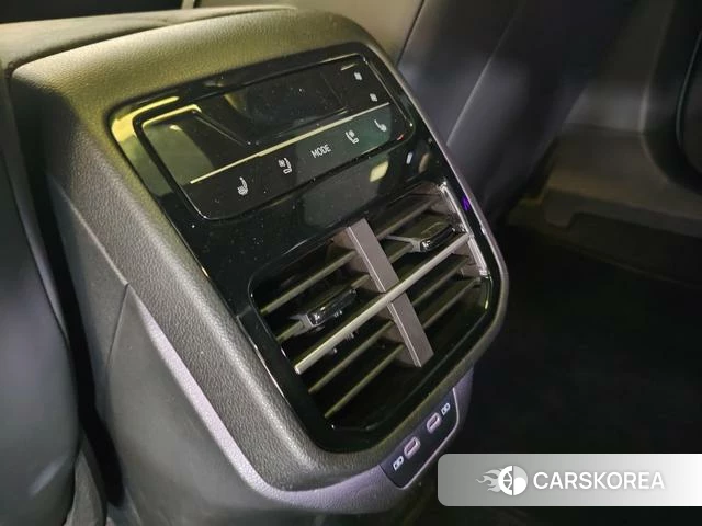 Volkswagen Passat id 4387638 из Китая 33
