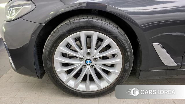 BMW 5 Series (G30) id 4223213 из Кореи 25