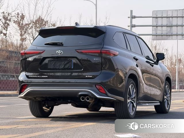 Toyota Crown Lufang 2025 Черный из Китая, фото 5