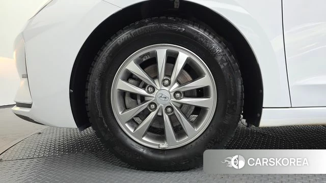 Hyundai The New Avante AD id 4496740 из Кореи 25