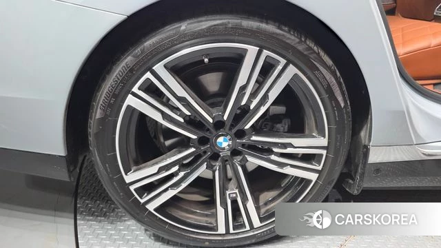 BMW 7 Series (G70) id 4479980 из Кореи 15