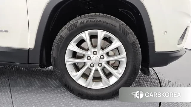 Jeep Cherokee (KL) id 3368535 из Кореи 15