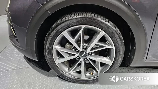 Kia The New Niro id 3220575 из Кореи 15