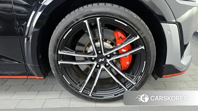 Hyundai Ionic 5 id 3278905 из Кореи 15