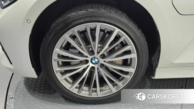BMW 3 Series (G20) id 4383790 из Кореи 26