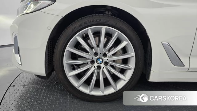 BMW 5 Series (G30) id 4571912 из Кореи 28