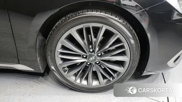 Hyundai Grandeur IG id 3050680 из Кореи 15