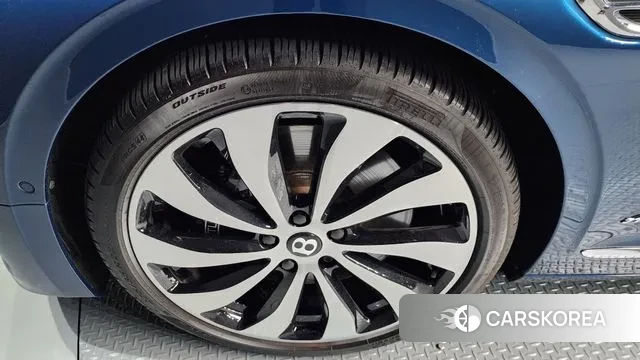 Bentley Flying Spur 3rd Generation id 3082729 из Кореи 15