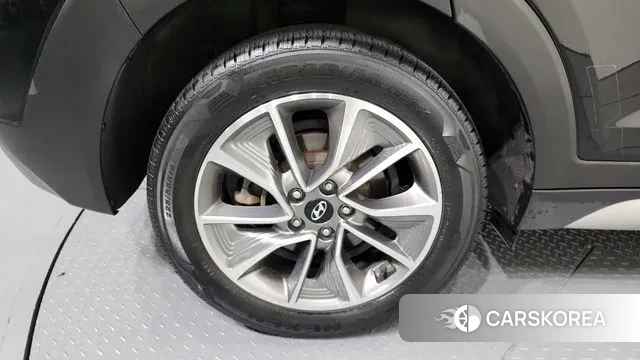 Hyundai All New Tucson id 3672838 из Кореи 15