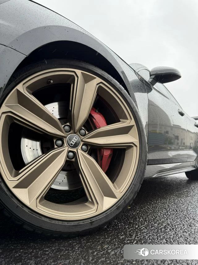 Audi RS 5 id 4259445 из Китая 12
