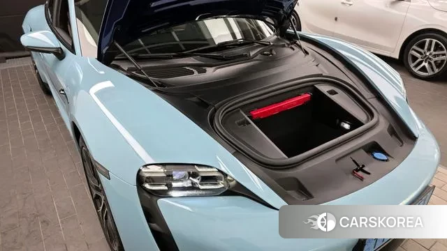 Porsche Taycan id 3591720 из Кореи 15